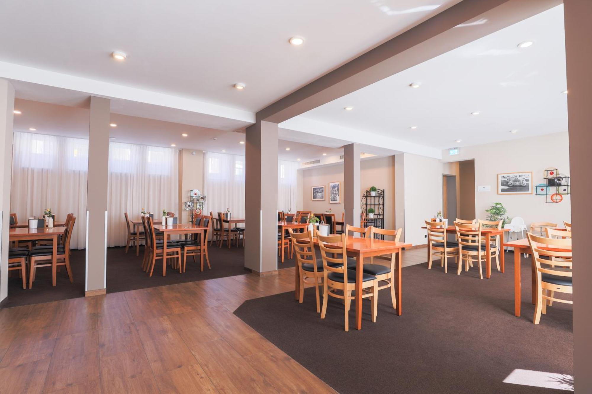 Novum Hotel Bruy Stuttgart Exterior photo